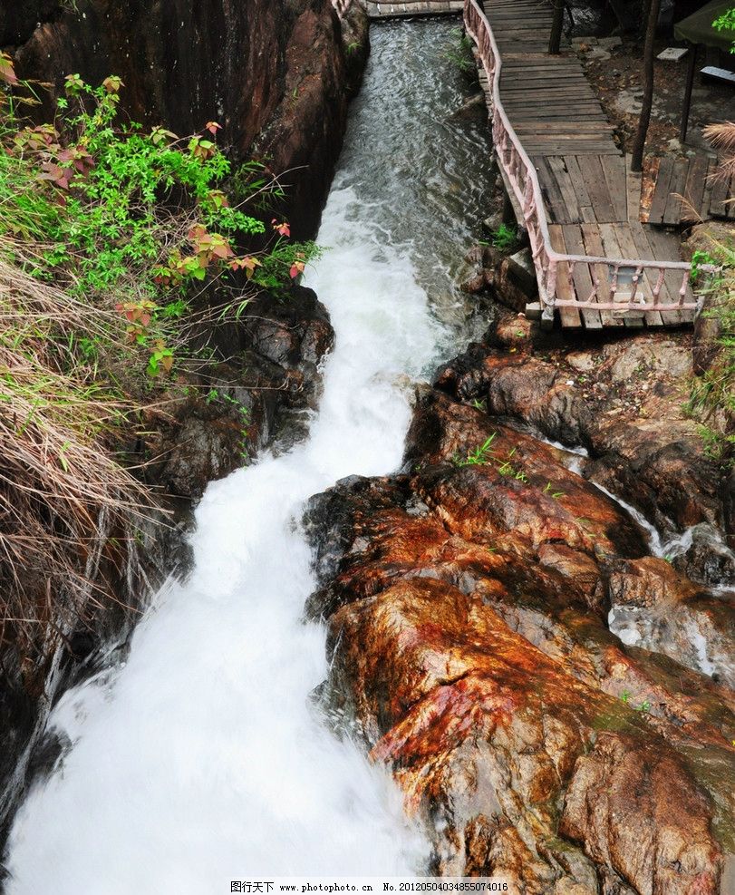 流水 水花 激流 山间流水 自然风景 自然景观 摄影